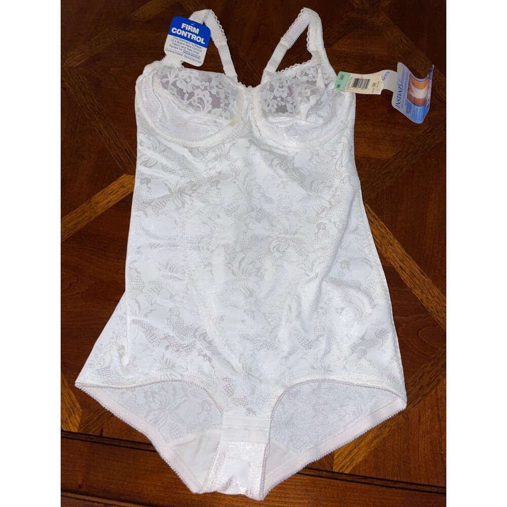 Flexees Instant Slimmer Bodysuit White Firm Control Shapewear 38B VTG 90s NWT